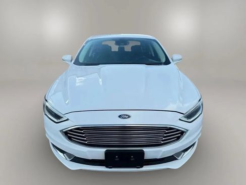 Used 2019 Ford Fusion SE FWD image 6