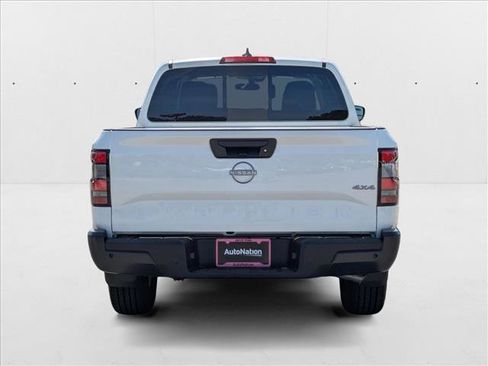 New 2025 Nissan Frontier S image 7