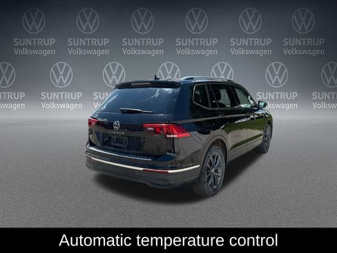 Used 2023 Volkswagen Tiguan SE FWD image 7