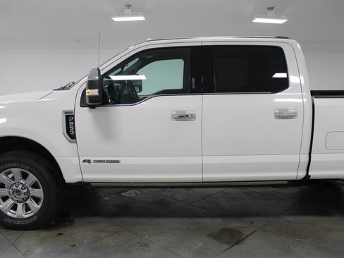 Used 2020 Ford F250 Platinum image 6