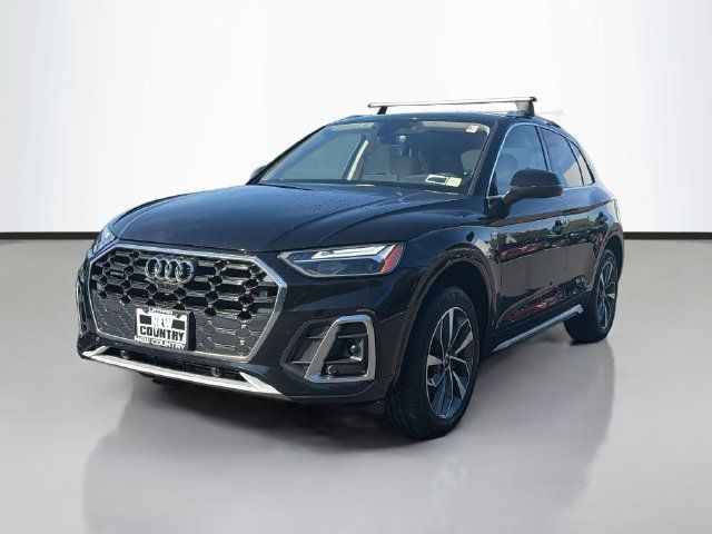 Used 2022 Audi Q5 2.0T Premium Plus w/ Premium Plus Package AWD/4WD image 3