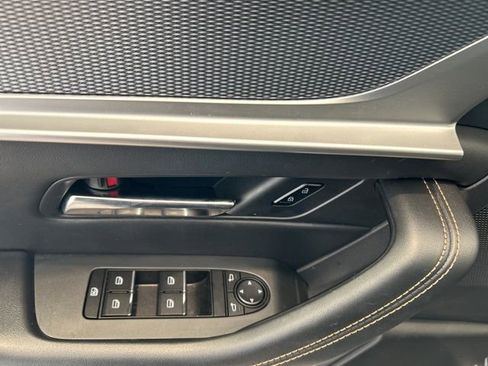 Used 2025 MAZDA CX-90 3.3 Turbo w/ Preferred Package AWD/4WD image 8