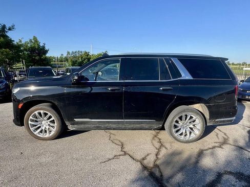 Used 2023 Cadillac Escalade Premium Luxury w/ LPO, Radiant Package AWD/4WD image 2