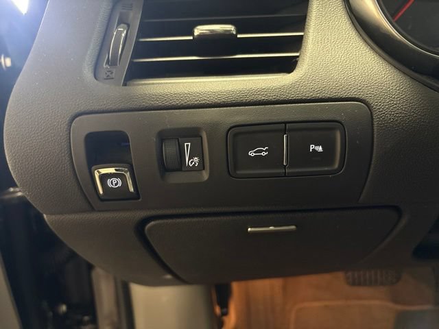 Used 2018 Chevrolet Impala LT w/ LT Convenience Package FWD image 14