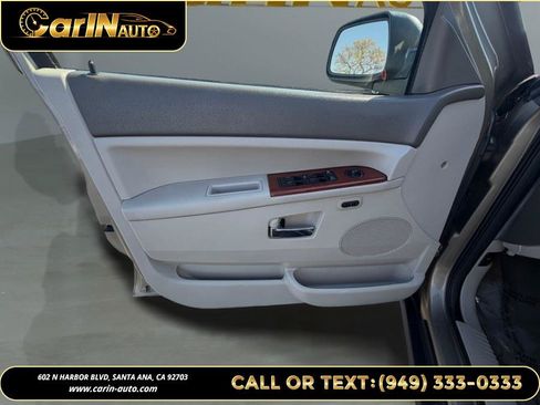Used 2005 Jeep Grand Cherokee Limited AWD/4WD image 16