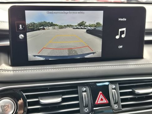 Used 2023 Genesis G70 2.0T RWD image 19