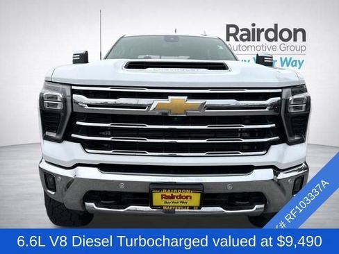 Used 2024 Chevrolet Silverado 3500 LTZ w/ LTZ Convenience Package AWD/4WD image 2