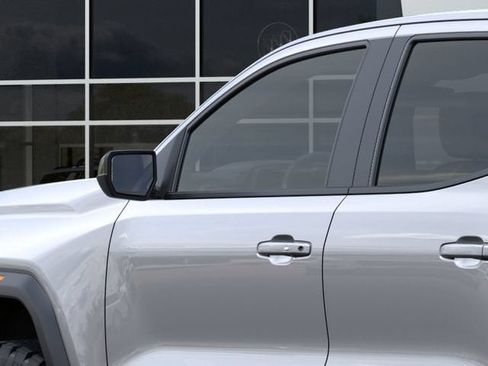 New 2026 GMC Canyon Elevation w/ Convenience Package RWD image 12