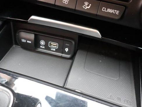 Used 2019 Kia Stinger Premium AWD/4WD image 23