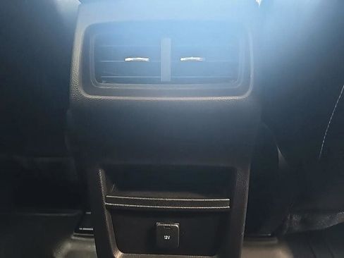 Used 2017 Ford Edge SEL w/ Equipment Group 201A AWD/4WD image 34