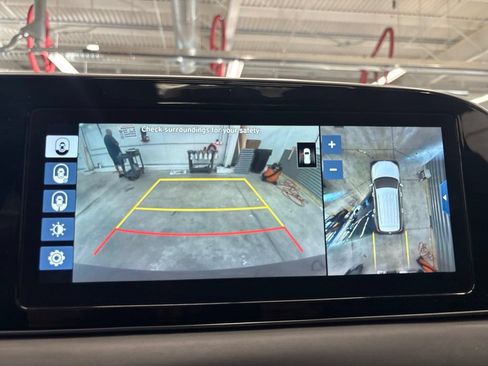 Used 2020 Hyundai Palisade Limited AWD/4WD image 16