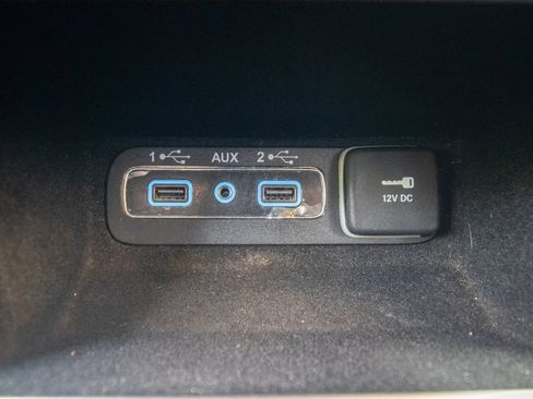 Used 2020 Jeep Grand Cherokee Altitude RWD image 31