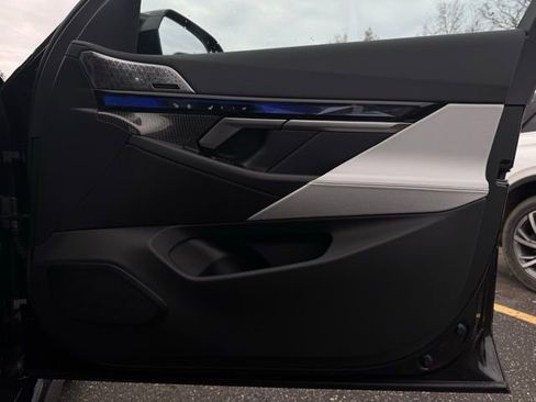 New 2026 BMW M5 image 17