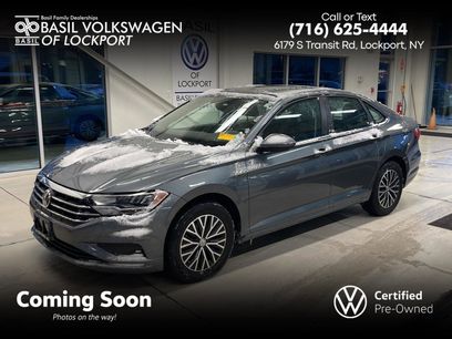 Used 2021 Volkswagen Jetta SE w/ SE Cold Weather Package