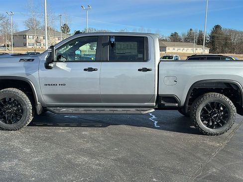 New 2026 Chevrolet Silverado 3500 LT w/ Trail Boss Package image 4