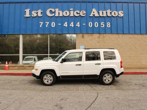 Used 2014 Jeep Patriot Sport FWD image 23