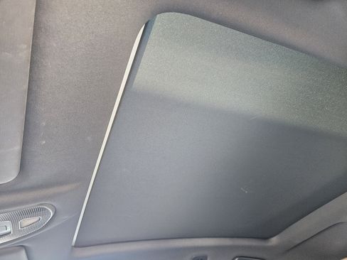 Certified 2025 Porsche Cayenne S image 29