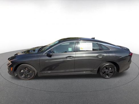 Used 2025 Kia K5 LXS FWD image 9