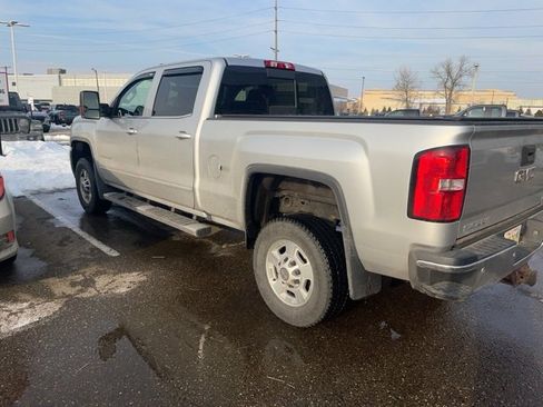 Used 2017 GMC Sierra 2500 SLE w/ SLE Preferred Package image 10