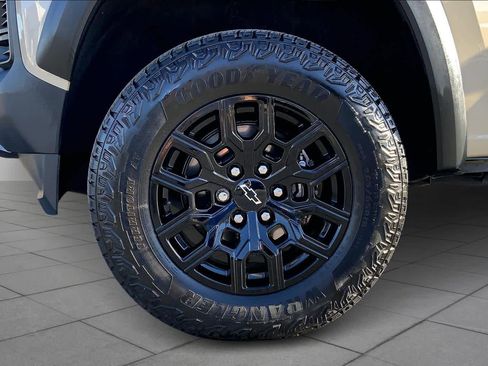 Used 2023 Chevrolet Colorado Trail Boss w/ Advanced Trailering Package image 11