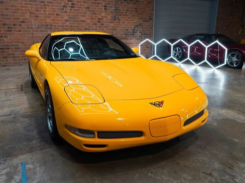 Used 2002 Chevrolet Corvette Z06 w/ Memory Pkg RWD image 4
