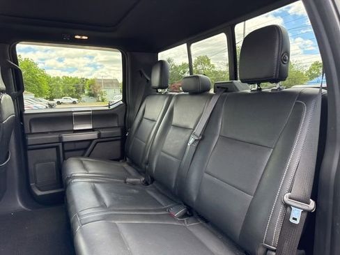 Used 2018 Ford F150 XLT w/ Equipment Group 302A Luxury AWD/4WD image 10