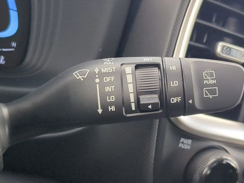 New 2026 Hyundai Venue SE FWD image 24