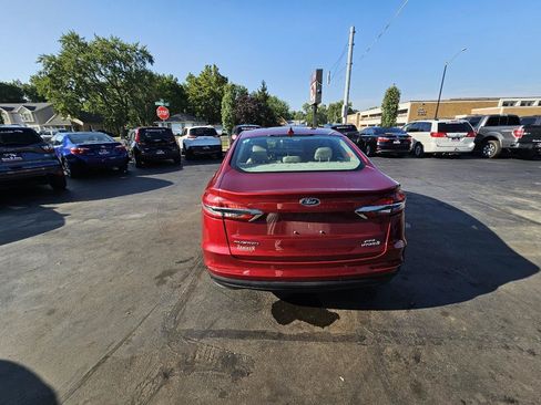 Used 2019 Ford Fusion SEL FWD image 9