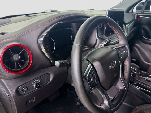 Used 2023 Chevrolet Blazer RS w/ Enhanced Convenience Package image 23