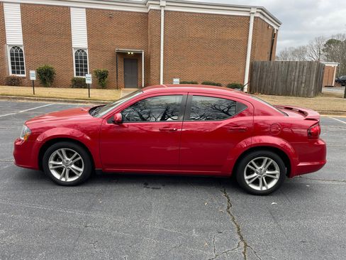 Used 2013 Dodge Avenger SXT w/ Rallye Appearance Group image 3