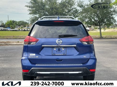 Used 2020 Nissan Rogue SL w/ Premium Package FWD image 5