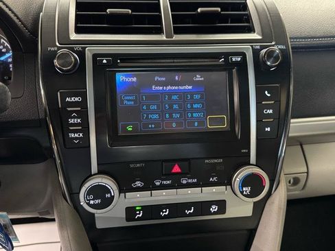 Used 2012 Toyota Camry LE FWD image 15