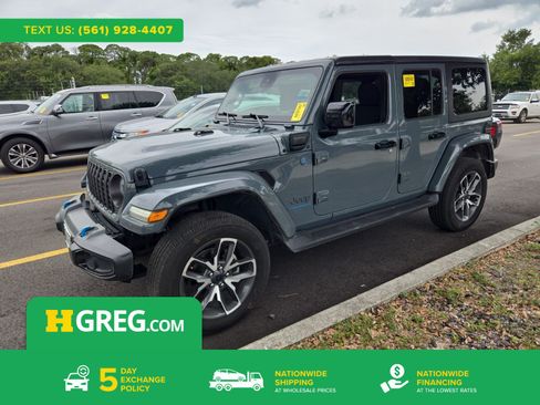 Used 2024 Jeep Wrangler Unlimited AWD/4WD image 1