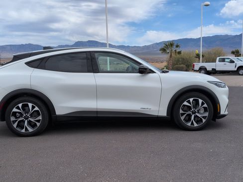 Used 2025 Ford Mustang Mach-E Select RWD image 2