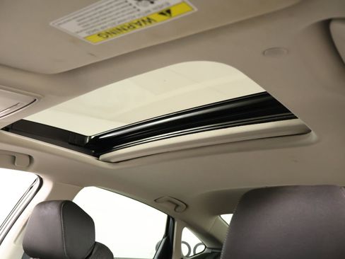 Used 2025 Honda Accord SE image 15