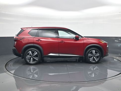 Used 2022 Nissan Rogue SL w/ SL Premium Package image 8