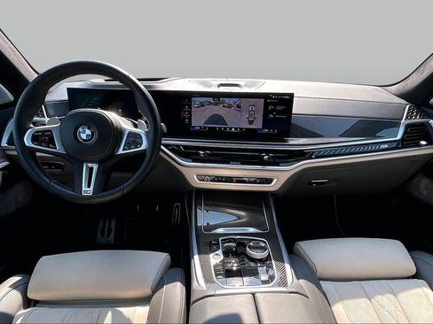 Used 2024 BMW X7 M60i w/ Executive Package AWD/4WD image 15