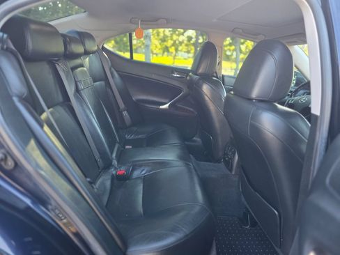 Used 2007 Lexus IS 250 RWD image 12