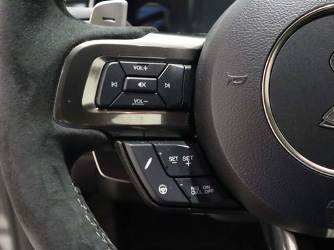 Used 2021 Ford Mustang Shelby GT500 w/ Technology Package RWD image 24