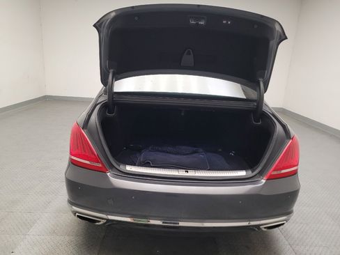 Used 2017 Genesis G90 3.3T Premium RWD image 29