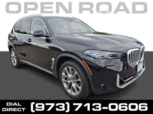 Used 2024 BMW X5 xDrive40i w/ Premium Package AWD/4WD image 1
