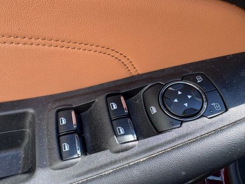 Used 2024 Ford Edge Titanium w/ Titanium Elite Package image 16