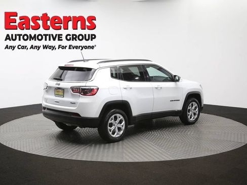 Used 2024 Jeep Compass Latitude AWD/4WD image 36