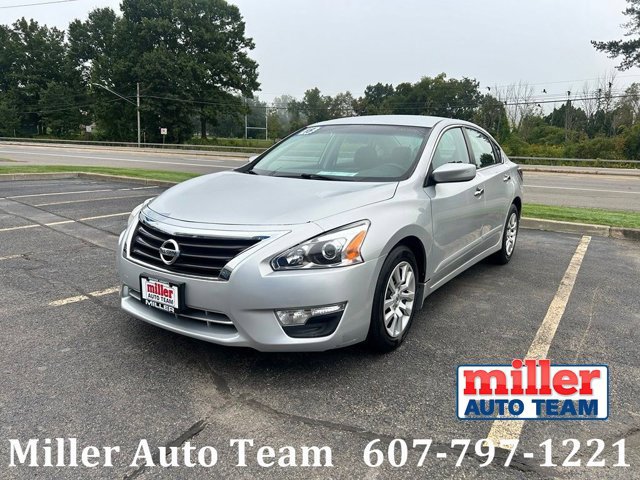 Used 2015 Nissan Altima 2.5 S w/ Power Driver Seat Package FWD image 1