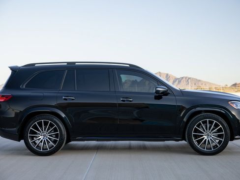 Used 2024 Mercedes-Benz GLS 450 4MATIC image 59