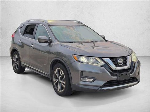 Used 2018 Nissan Rogue SL FWD image 3