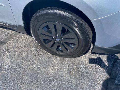 Used 2019 Subaru Outback 2.5i Premium image 23