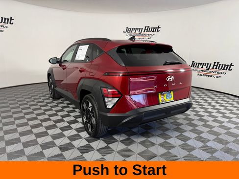 Used 2025 Hyundai Kona SEL image 9