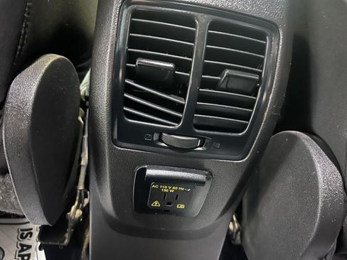 Used 2017 Ford Escape SE w/ Equipment Group 201A AWD/4WD image 22