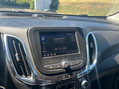 Used 2024 Chevrolet Equinox LT AWD/4WD image 18